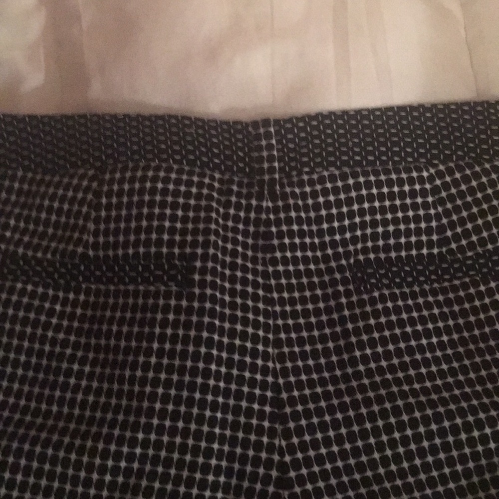 Shorts - Picture 3 of 3